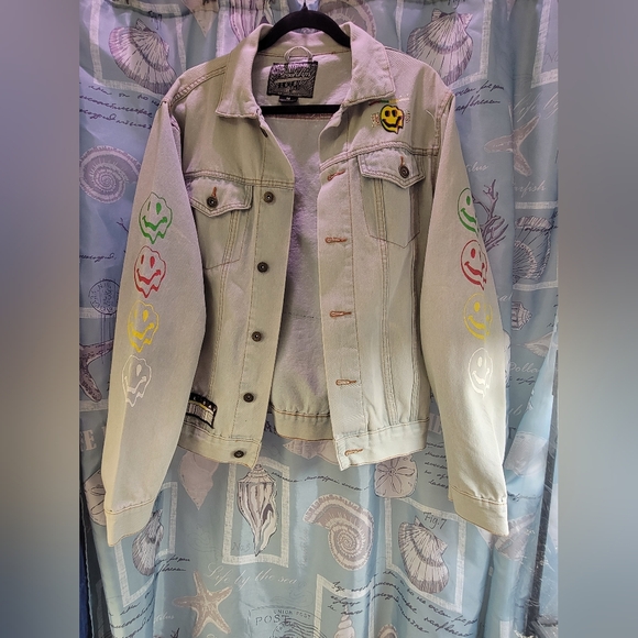 Brooklyn Cloth Jackets & Blazers - Trademark Brooklyn Cloth Smiley Face Denim Jacket Size M – Statue of Liberty